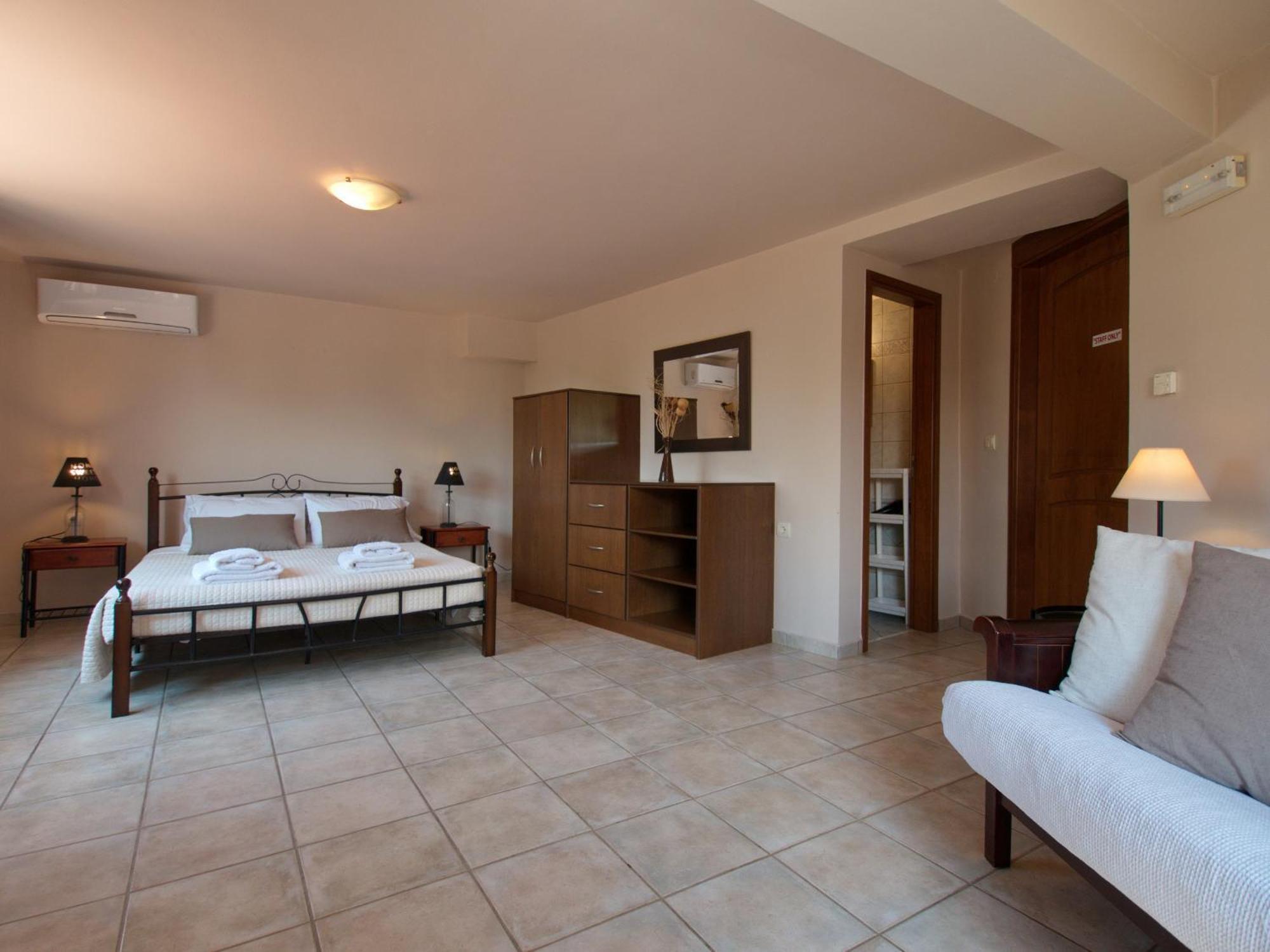 Villa Metapothia Gavalochori Crete Buitenkant foto