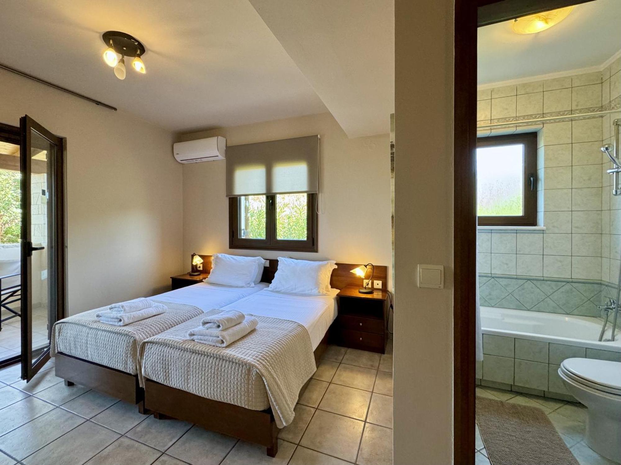 Villa Metapothia Gavalochori Crete Buitenkant foto